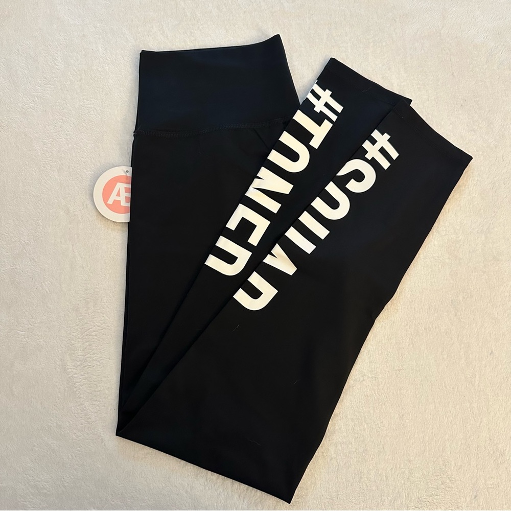 NWT Discontinued Black Thermal Full Length Leggings | Size XL